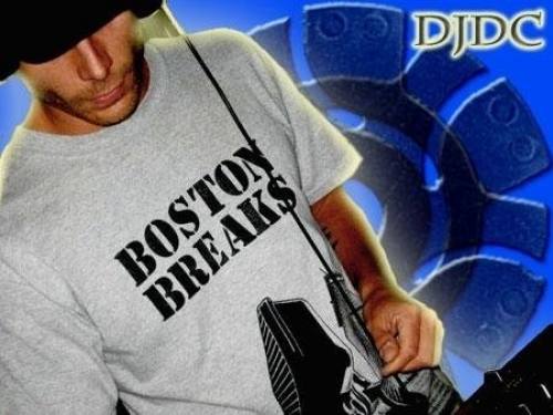 DJ DC  (Dave Calculator) Logo