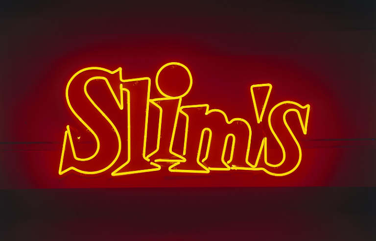 Slim's Logo