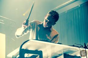[PHOTOS] Flume opens his Terminal 5 NYC run with Sweater Beats, Nadus